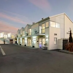 v-motel.top-hotels-christchurch.com/